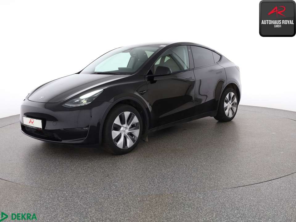 Tesla Model Y - Imagem 1