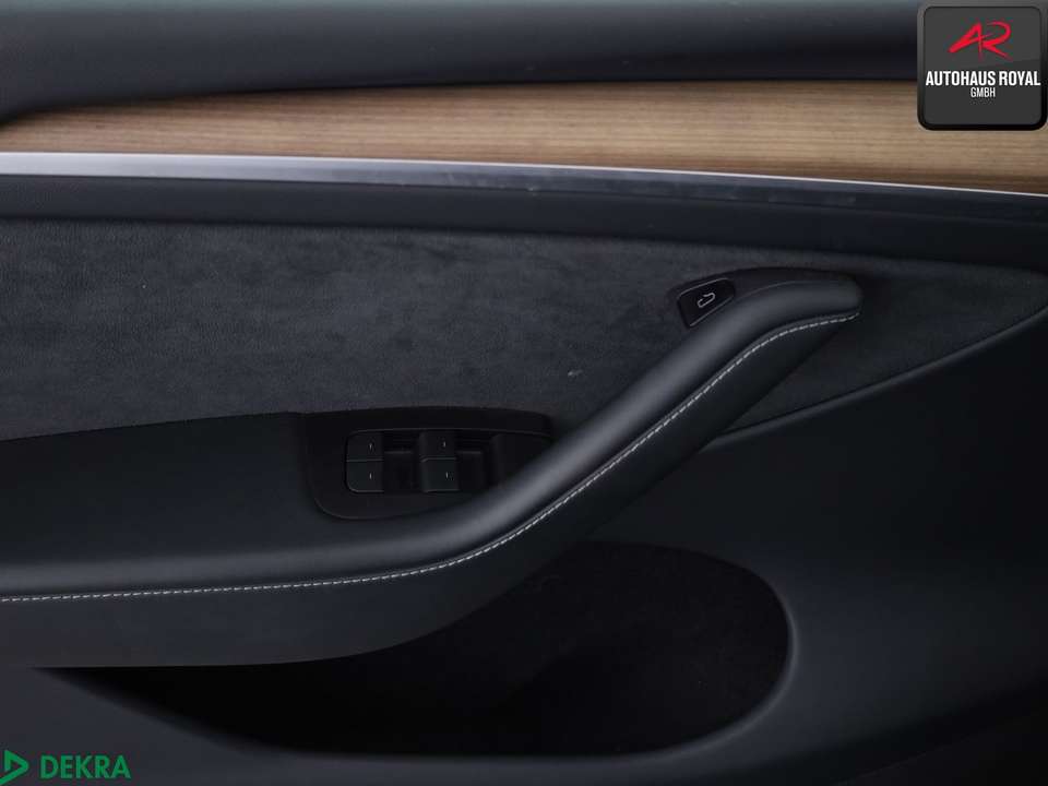 Tesla Model Y - Imagem 9