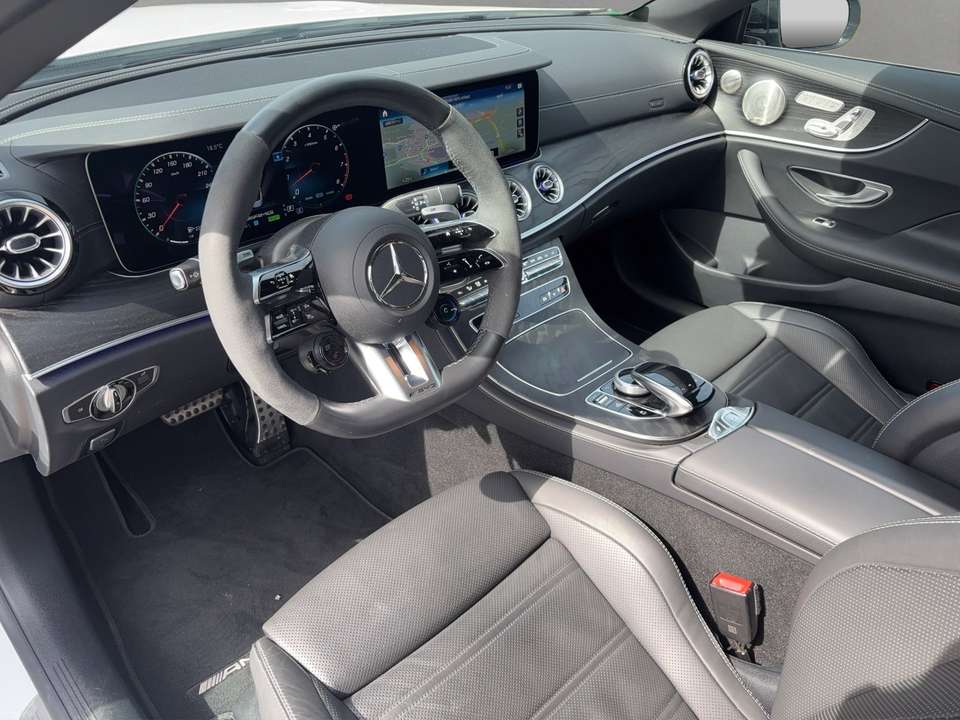 Mercedes-Benz E 53 AMG - Imagem 10
