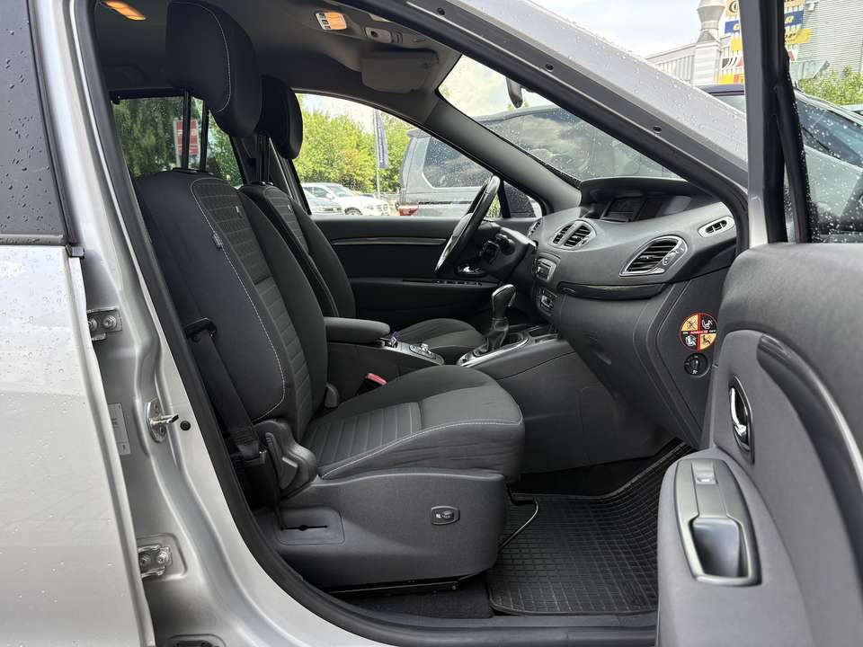 Renault Scenic - Imagem 11