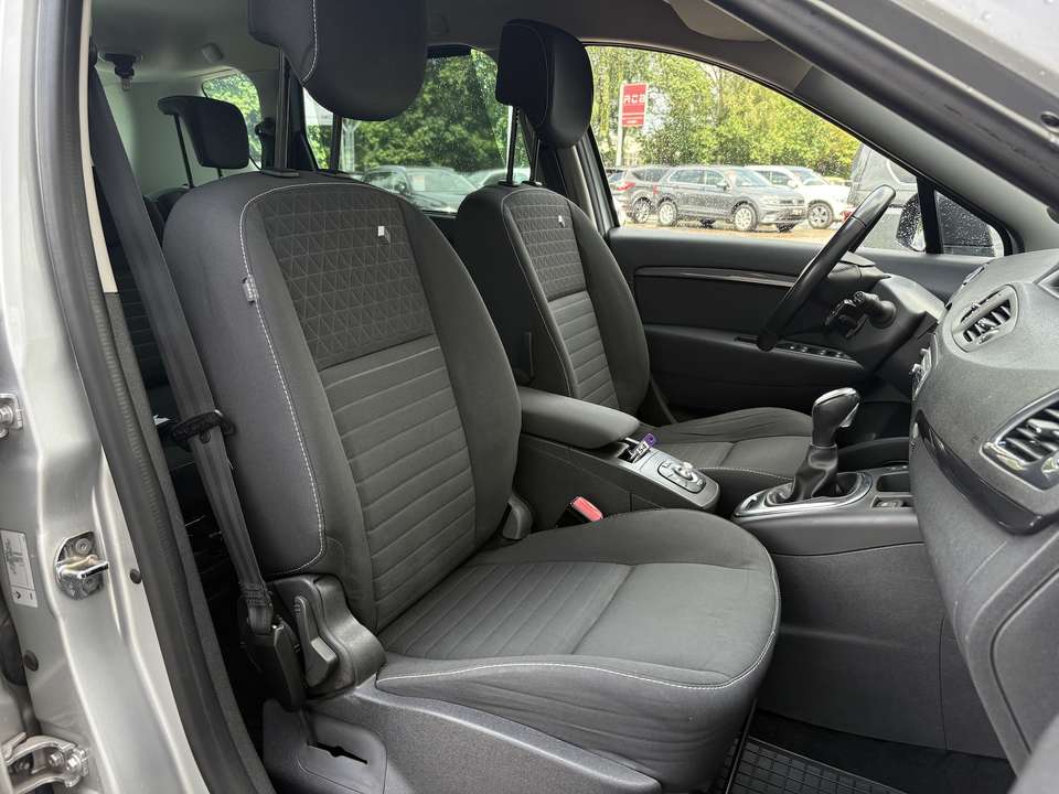 Renault Scenic - Imagem 12