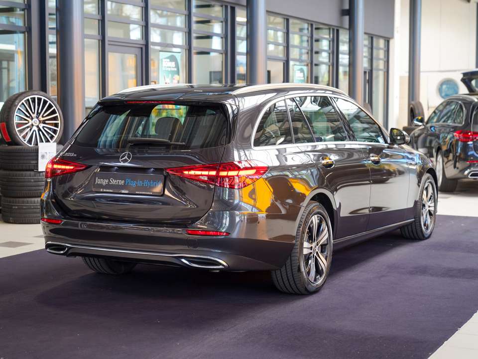 Mercedes-Benz C 300 - Imagem 3