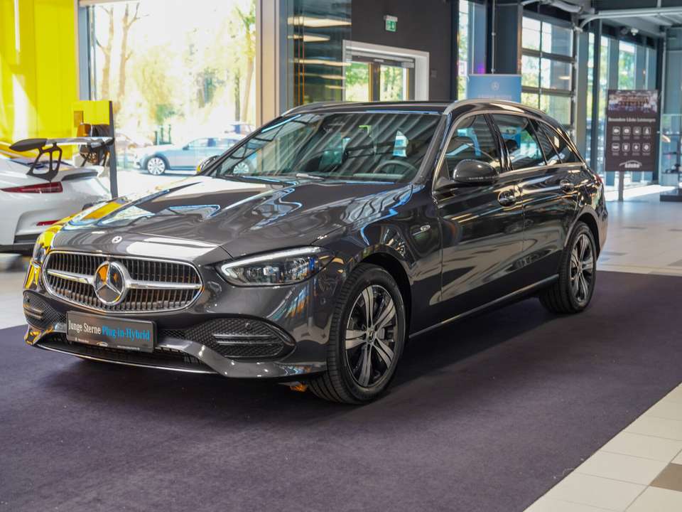 Mercedes-Benz C 300 - Imagem 5