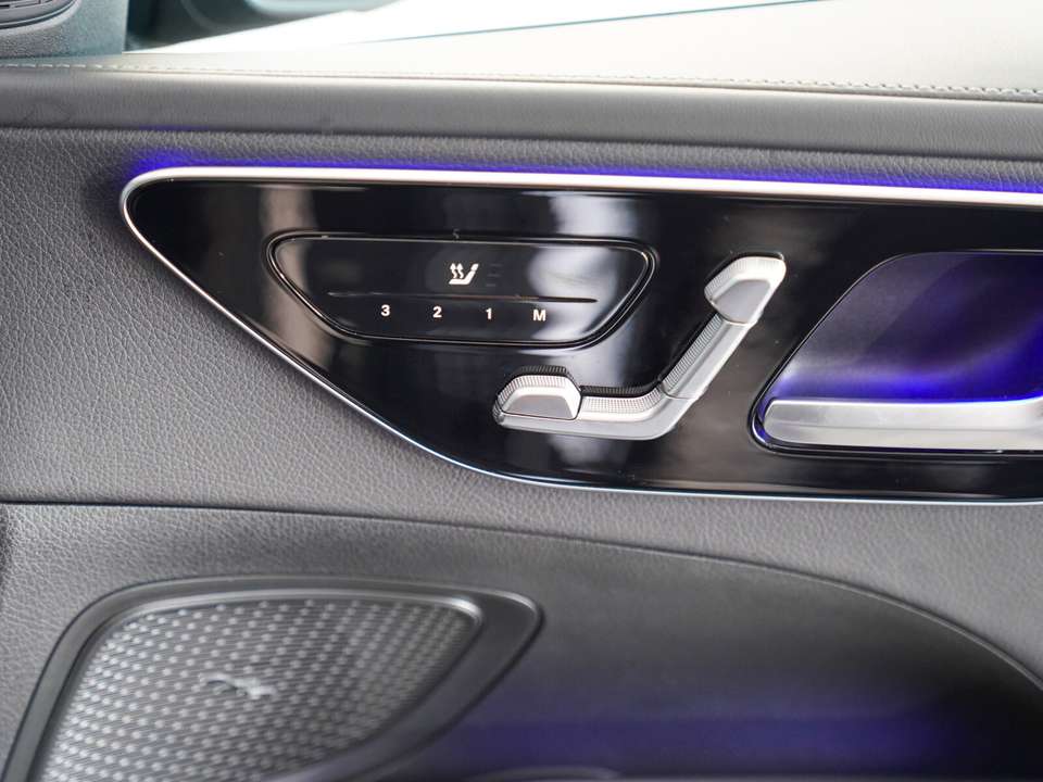 Mercedes-Benz C 220 - Imagem 11