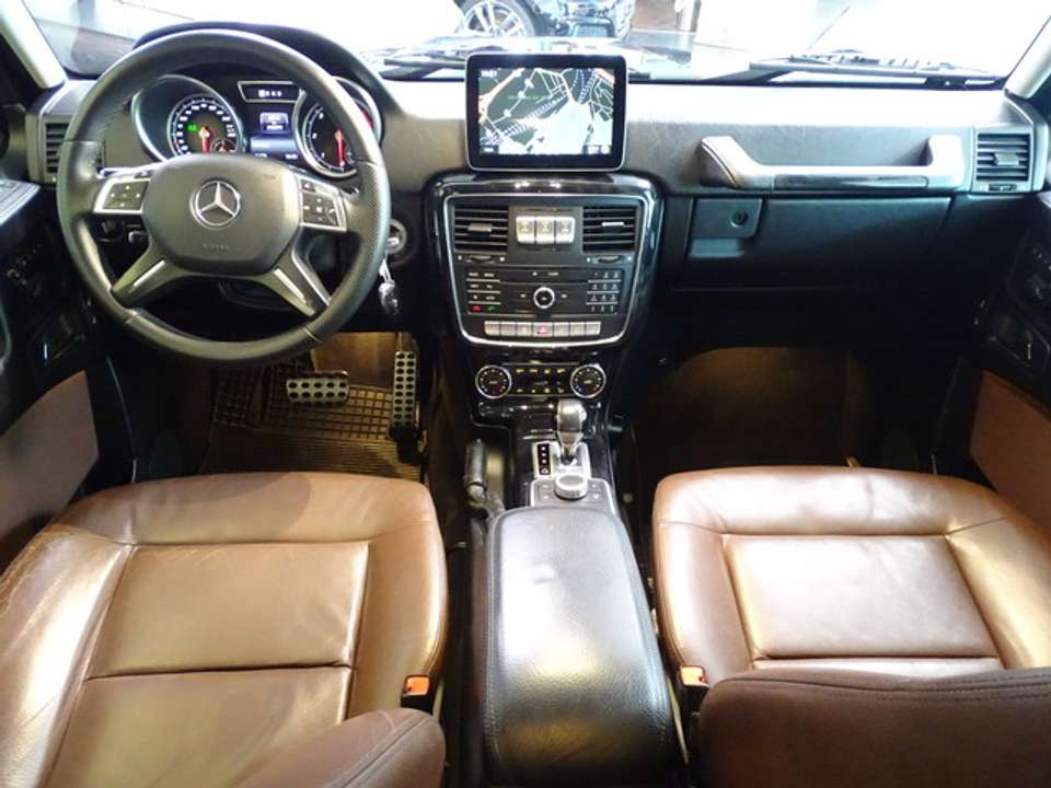 Mercedes-Benz G 350 - Imagem 14