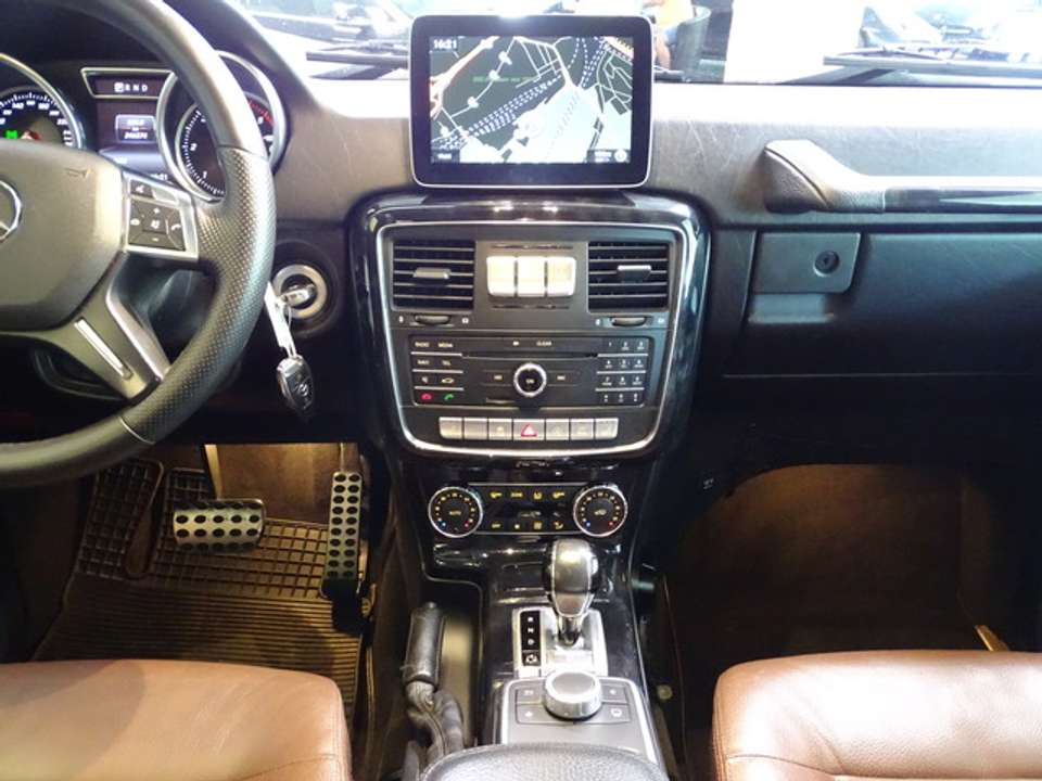 Mercedes-Benz G 350 - Imagem 15