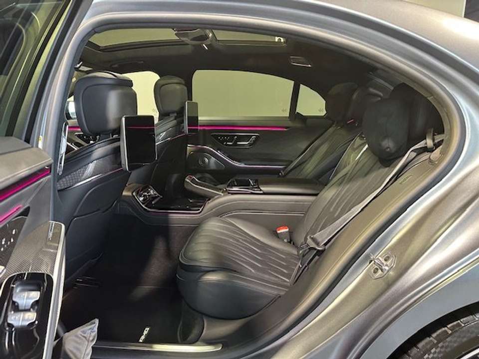 Mercedes-Benz S 63 AMG - Imagem 12