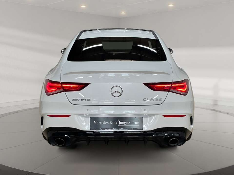 Mercedes-Benz CLA 35 AMG - Imagem 4