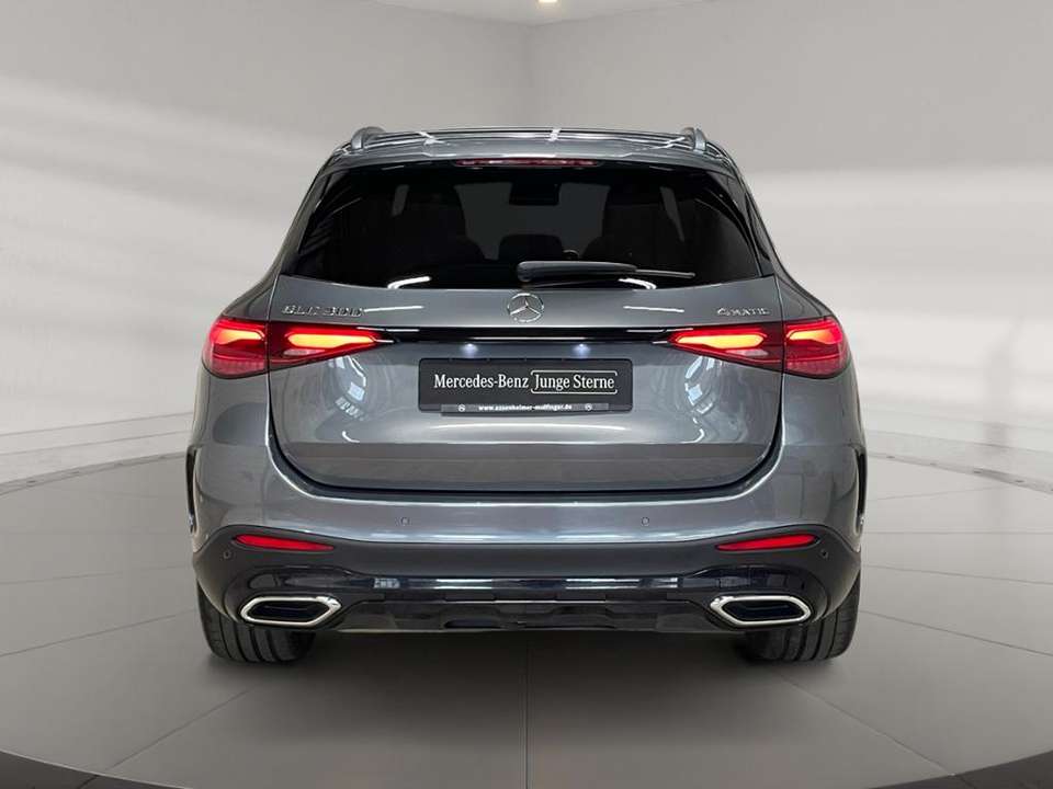 Mercedes-Benz GLC 300 - Imagem 5