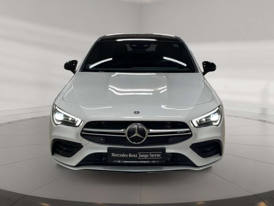 Mercedes-Benz CLA 35 AMG - Imagem 5