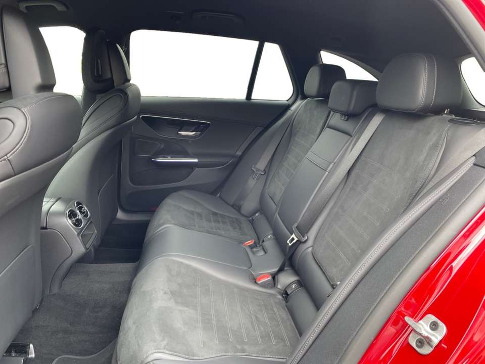 Mercedes-Benz C 200 - Imagem 11