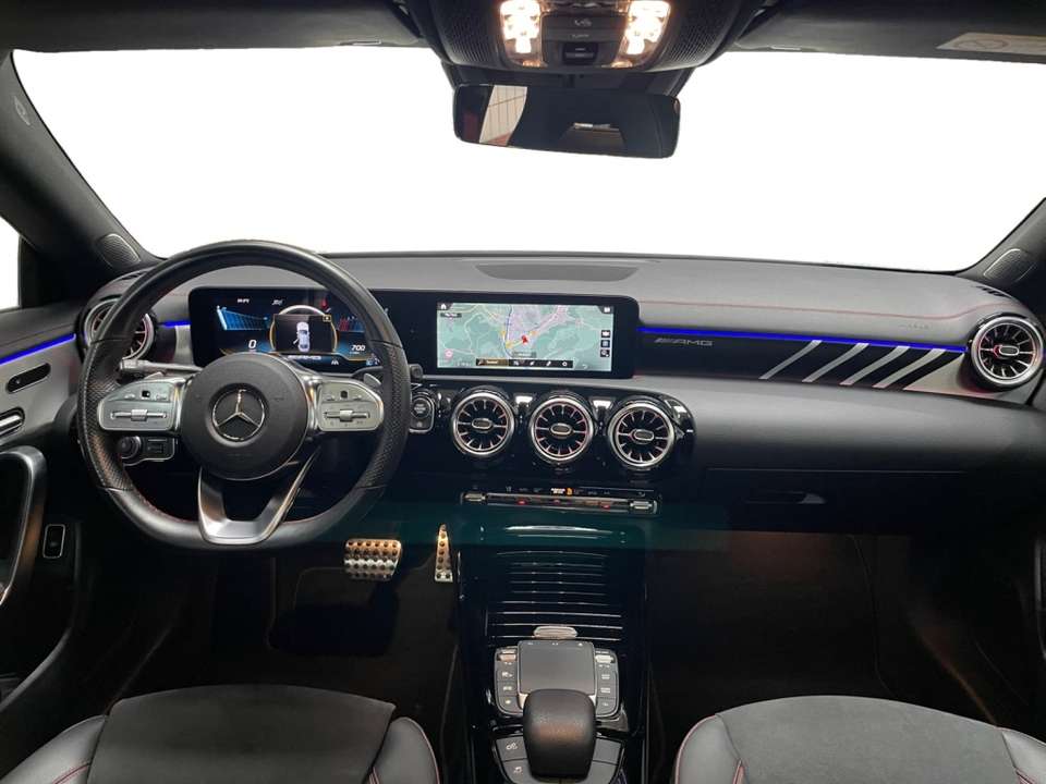 Mercedes-Benz CLA 35 AMG - Imagem 10