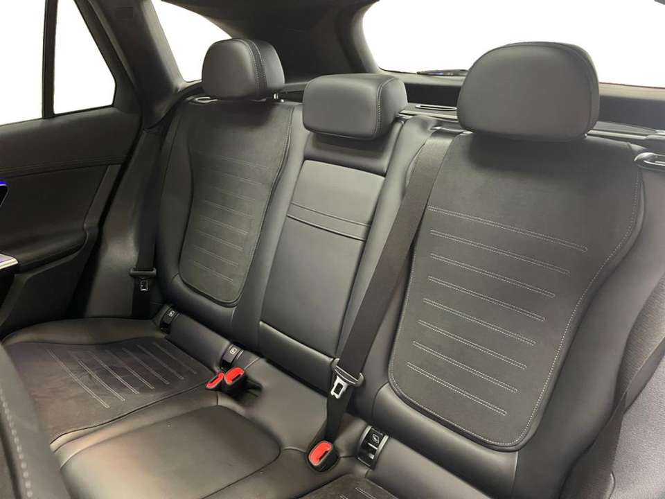 Mercedes-Benz GLC 300 - Imagem 10