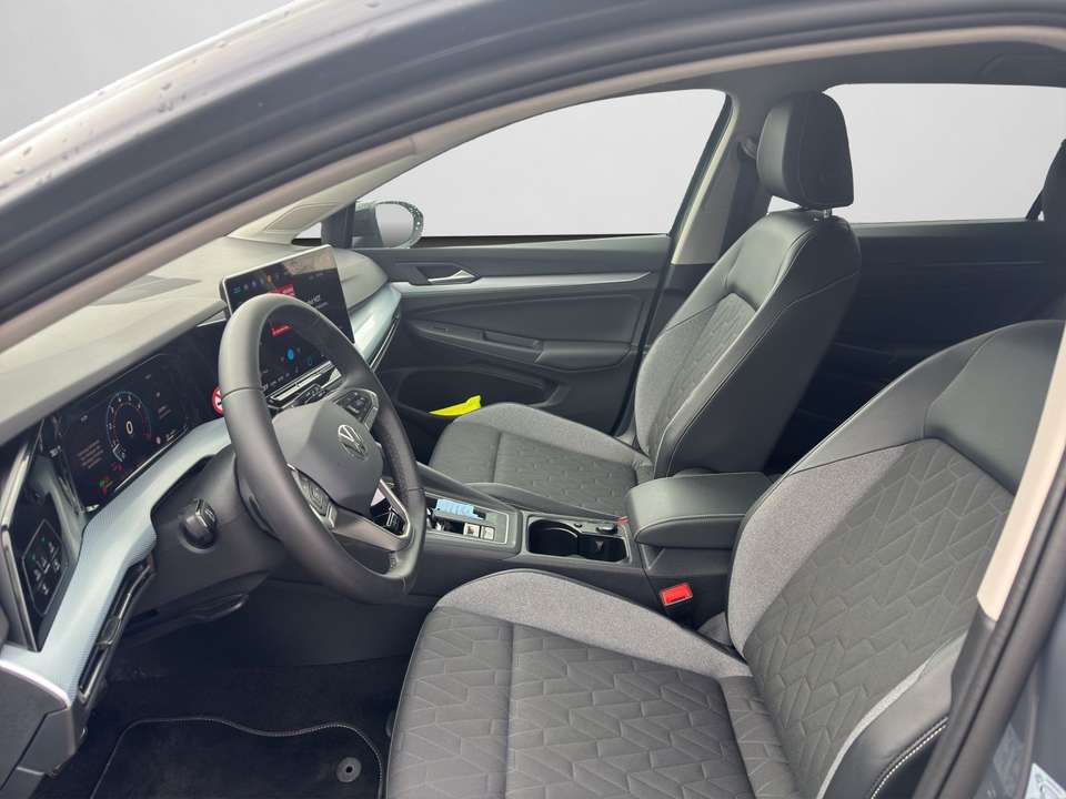 Volkswagen Golf Variant - Imagem 13