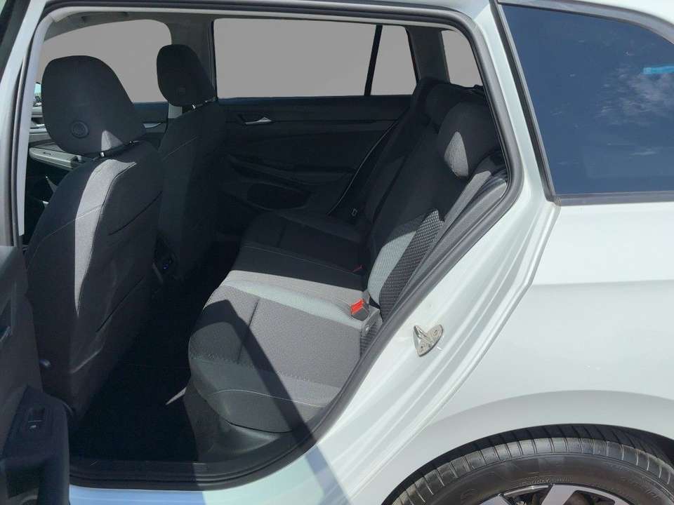 Volkswagen Golf Variant - Imagem 10