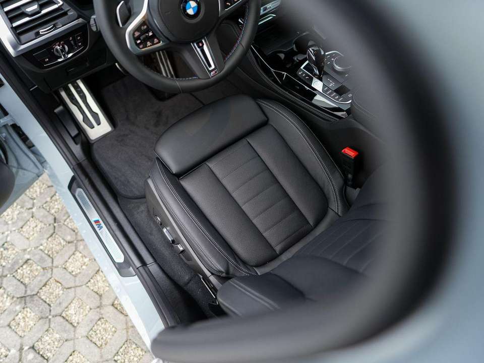 BMW X4 M - Imagem 11