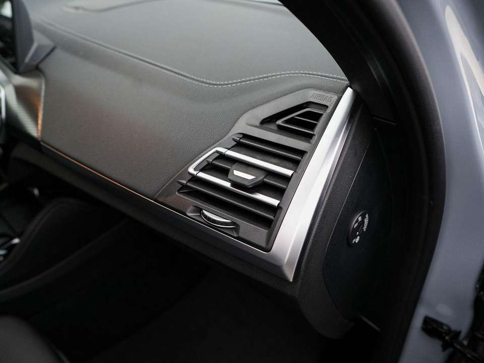 BMW X4 M - Imagem 12
