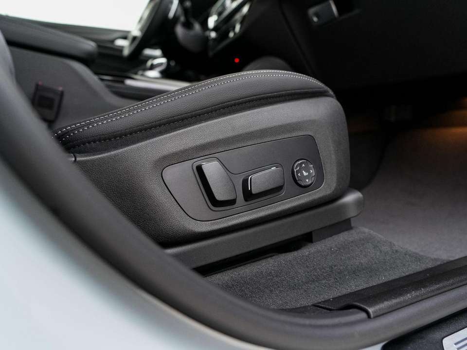 BMW X4 M - Imagem 13