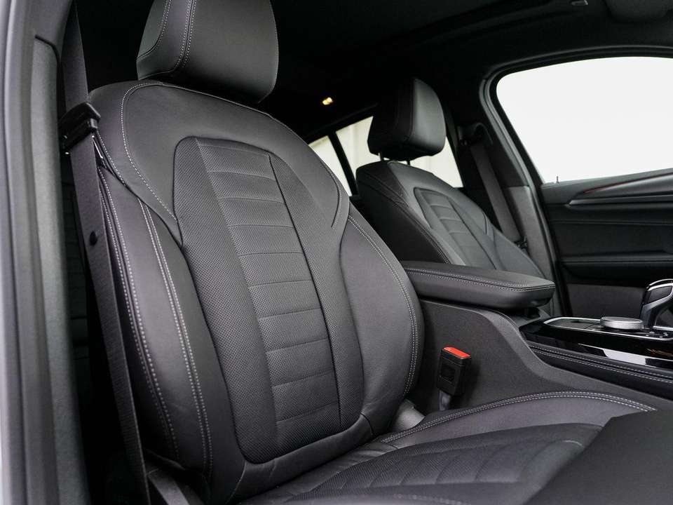 BMW X4 M - Imagem 14