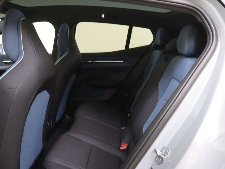 Volvo EX30 - Imagem 9