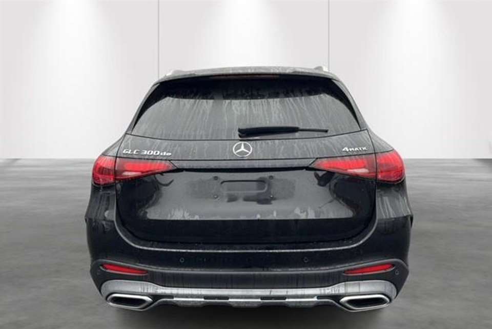 Mercedes-Benz GLC 300 - Imagem 9