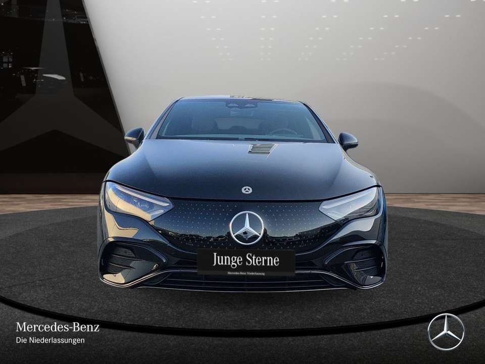 Mercedes-Benz EQE 350 - Imagem 3