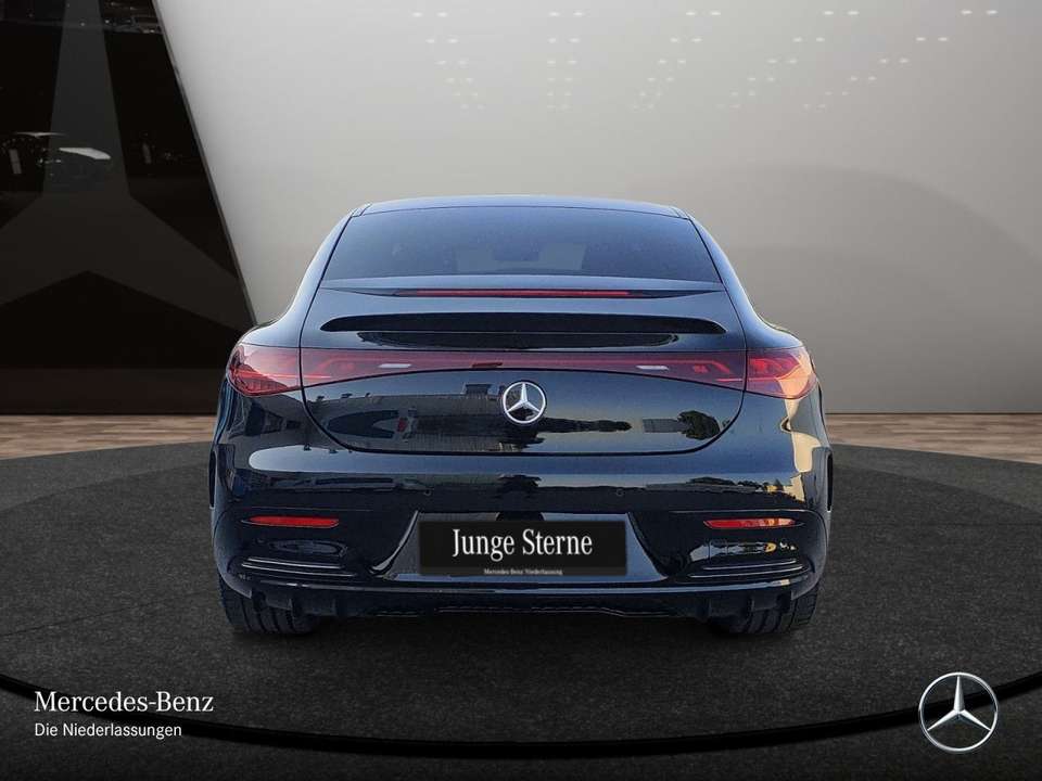 Mercedes-Benz EQE 350 - Imagem 9