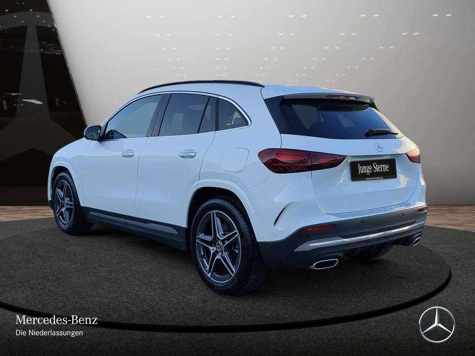 Mercedes-Benz GLA 220 - Imagem 10
