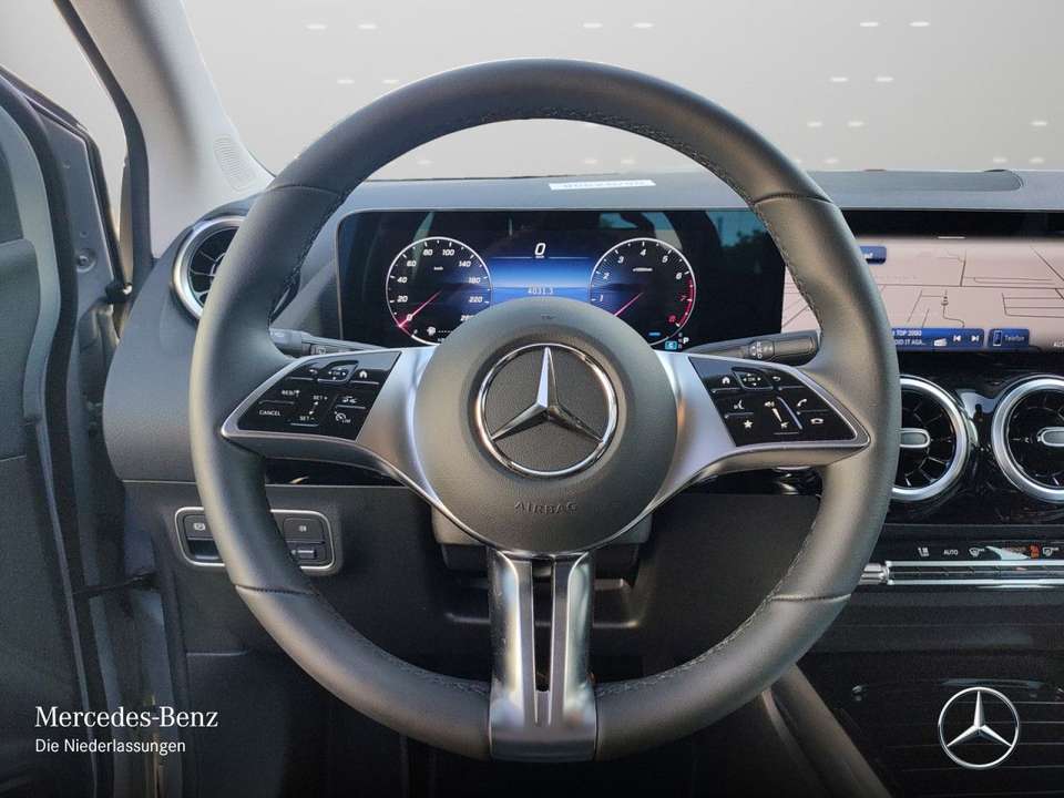 Mercedes-Benz B 180 - Imagem 14
