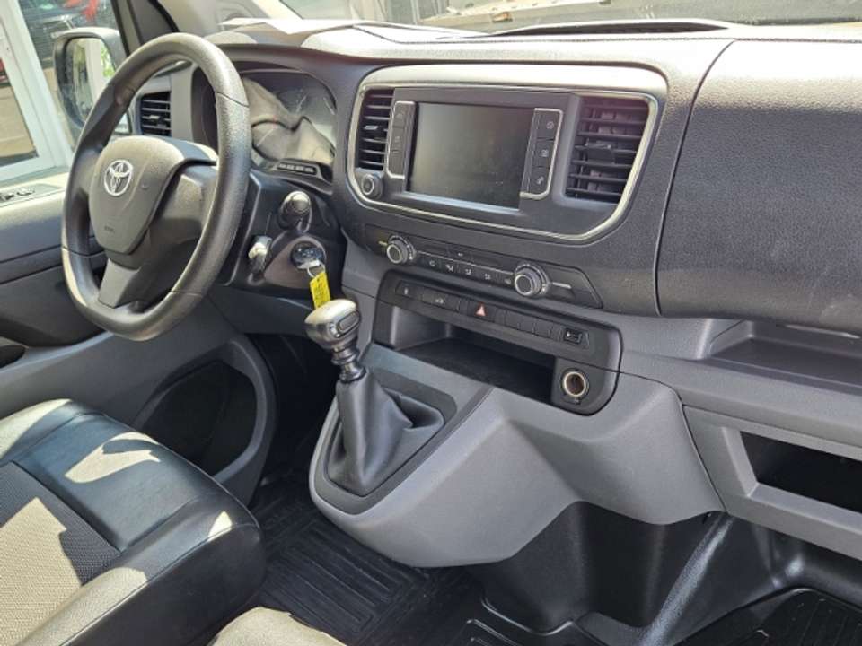 Toyota Proace - Imagem 8