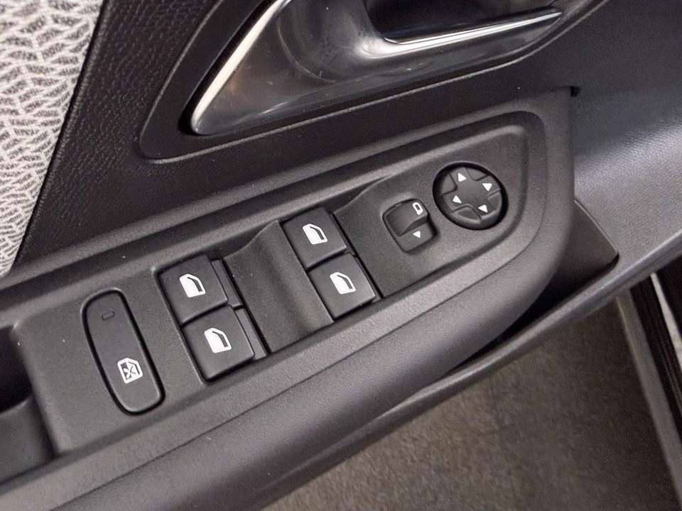 Citroen E-C4 Electric - Imagem 6