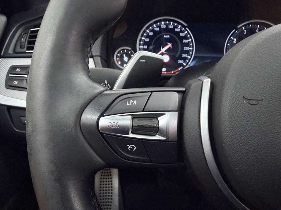 BMW 520 - Imagem 12