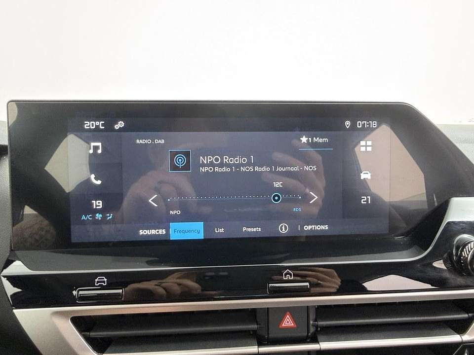 Citroen E-C4 Electric - Imagem 11