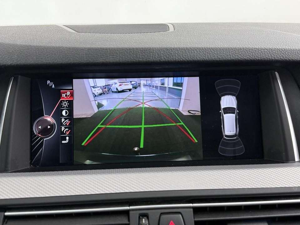 BMW 520 - Imagem 17