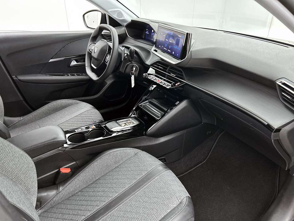 Peugeot 208 - Imagem 12