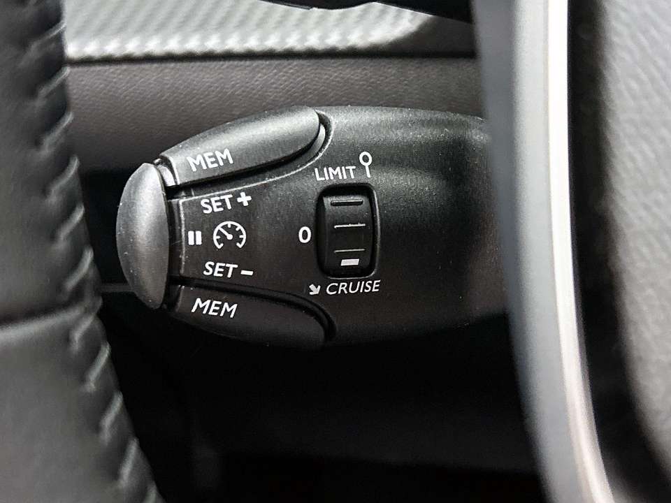 Peugeot 208 - Imagem 15