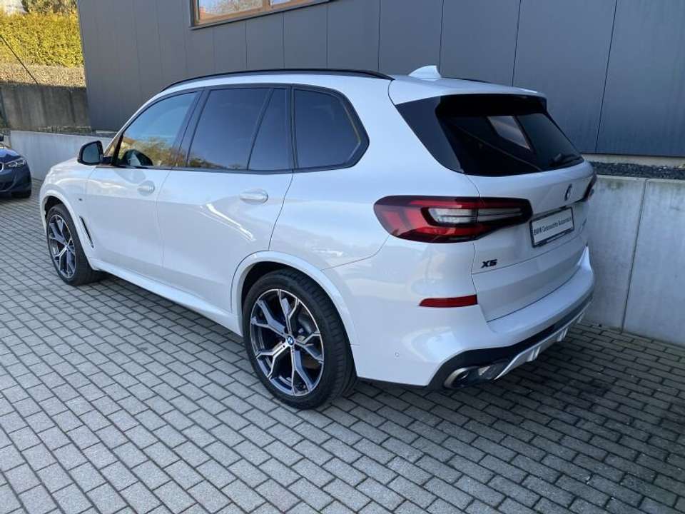 BMW X5 M - Imagem 10