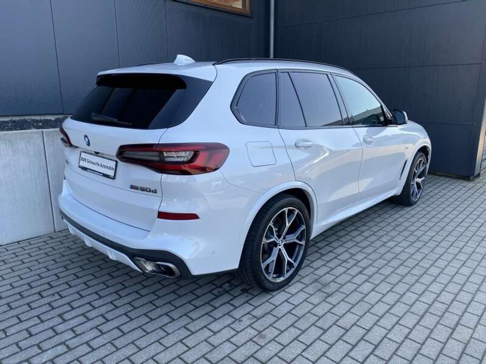 BMW X5 M - Imagem 13