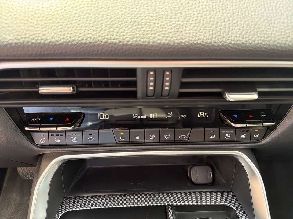 Mazda CX-60 - Imagem 11