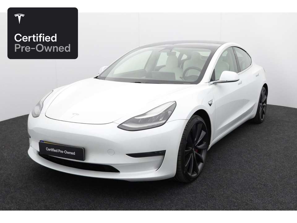 Tesla Model 3 - Imagem 2