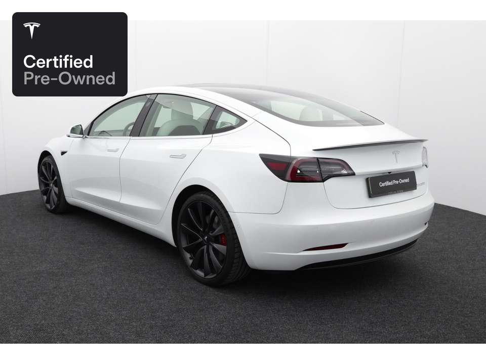 Tesla Model 3 - Imagem 6