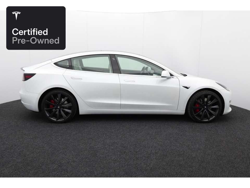 Tesla Model 3 - Imagem 9