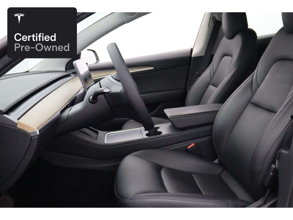 Tesla Model 3 - Imagem 11