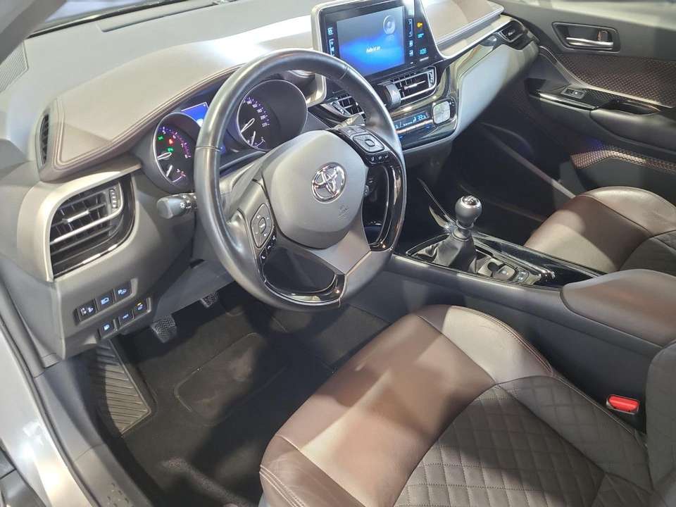 Toyota C-HR - Imagem 7