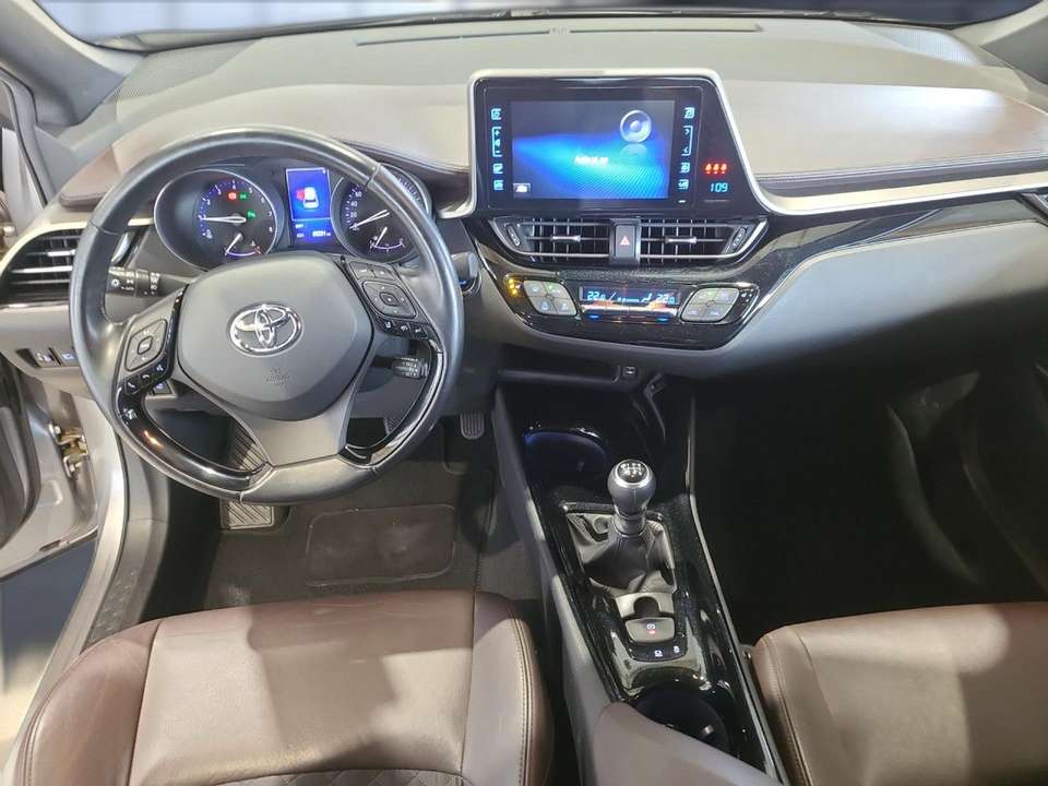Toyota C-HR - Imagem 12