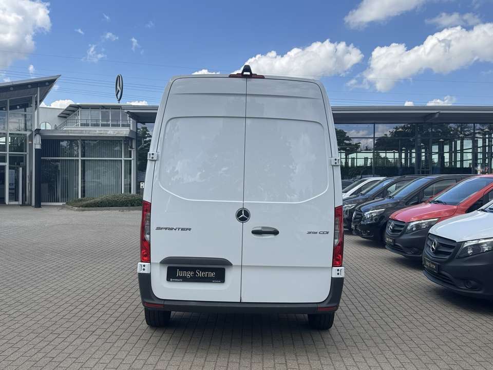 Mercedes-Benz Sprinter - Imagem 5