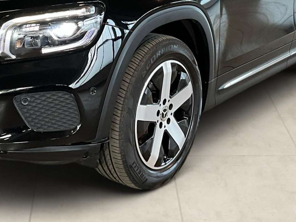 Mercedes-Benz GLB 200 - Imagem 3