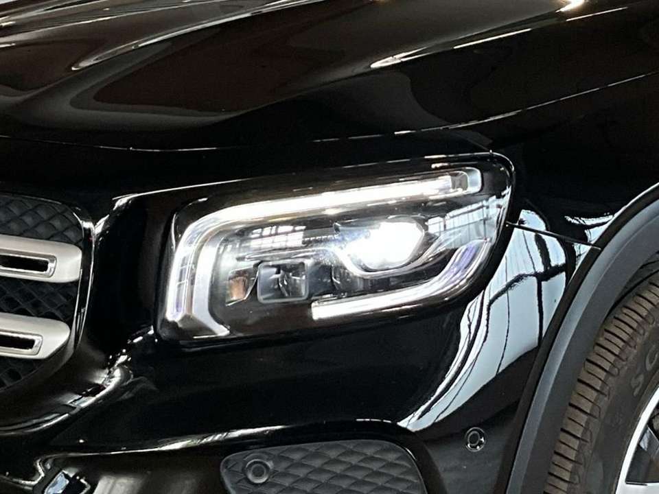 Mercedes-Benz GLB 200 - Imagem 4