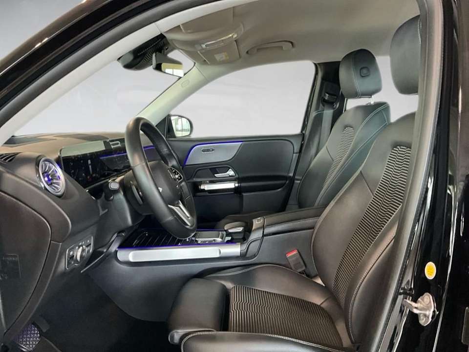 Mercedes-Benz GLB 200 - Imagem 8