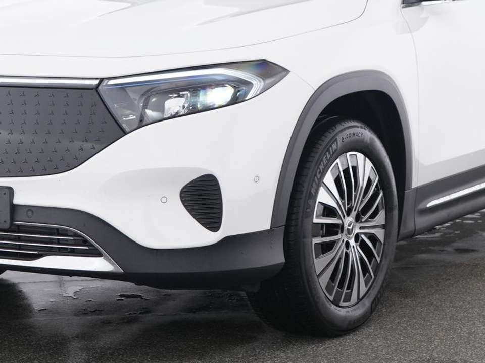Mercedes-Benz EQB 250 - Imagem 3
